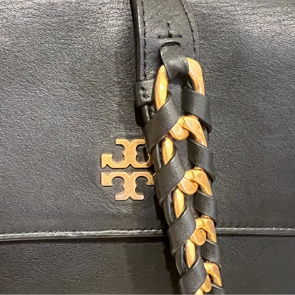 Tory Burch Navy Leather Crossbody with Gold Details - Picture 2 of 7